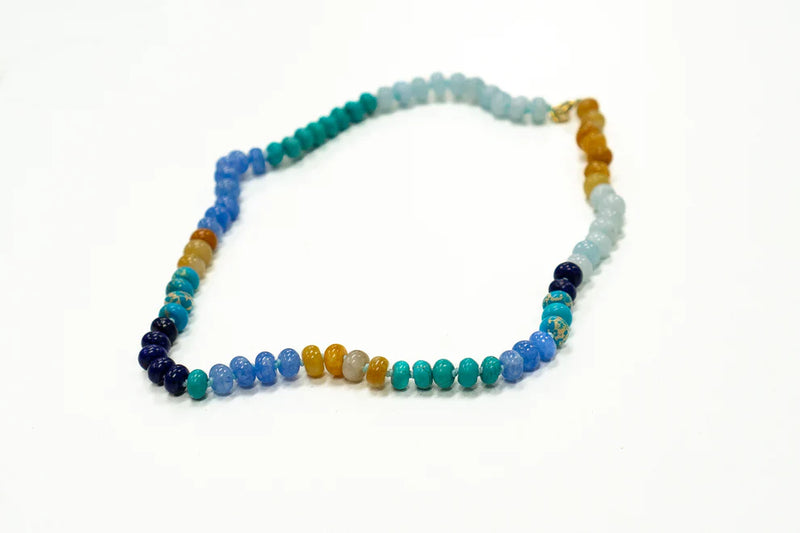Coastal Grit Clearwater Beaded Necklace
