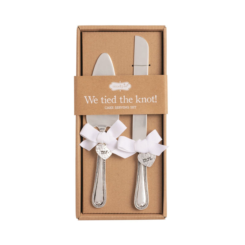 Mr. & Mrs. Charm Cake Cutter Set